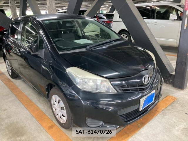 Toyota VITZ 2013-11 7330959-2