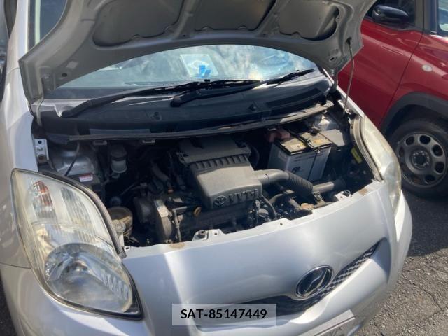 Toyota VITZ 2009-09 7330962-15