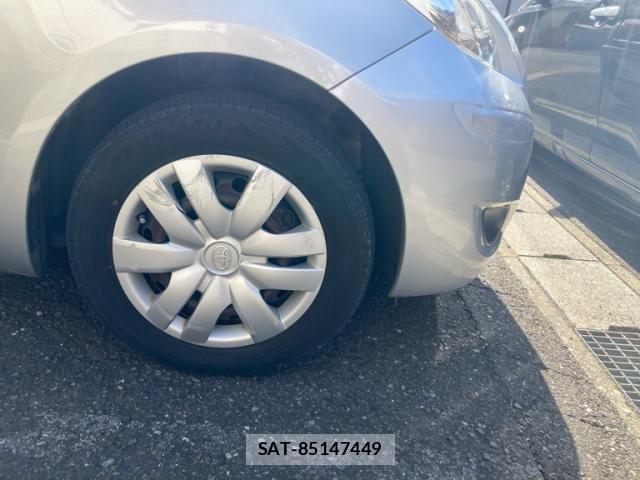 Toyota VITZ 2009-09 7330962-3