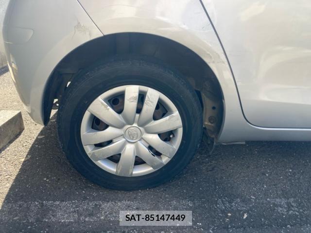 Toyota VITZ 2009-09 7330962-4