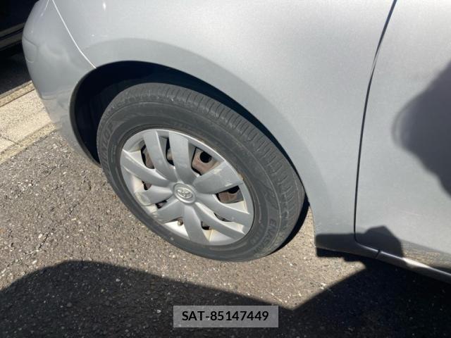 Toyota VITZ 2009-09 7330962-6
