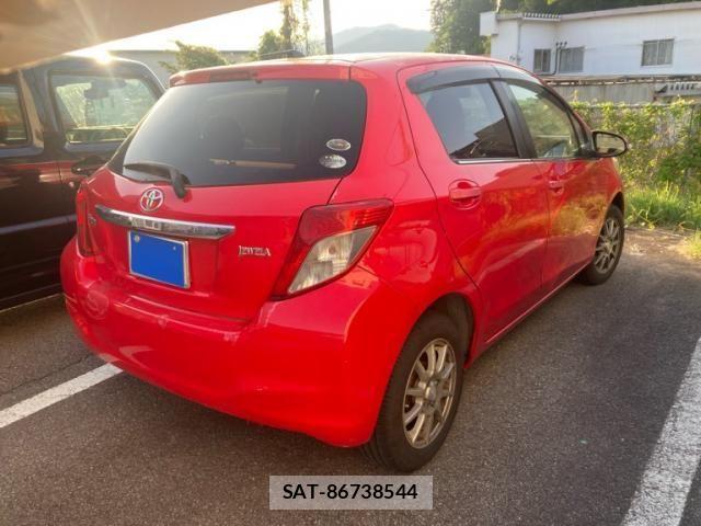 Toyota VITZ 2011-02 7330969-7