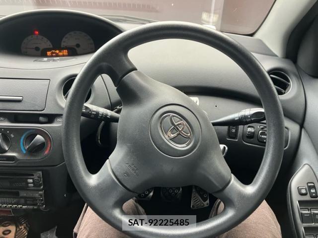 Toyota VITZ 2003-09 7330958-15