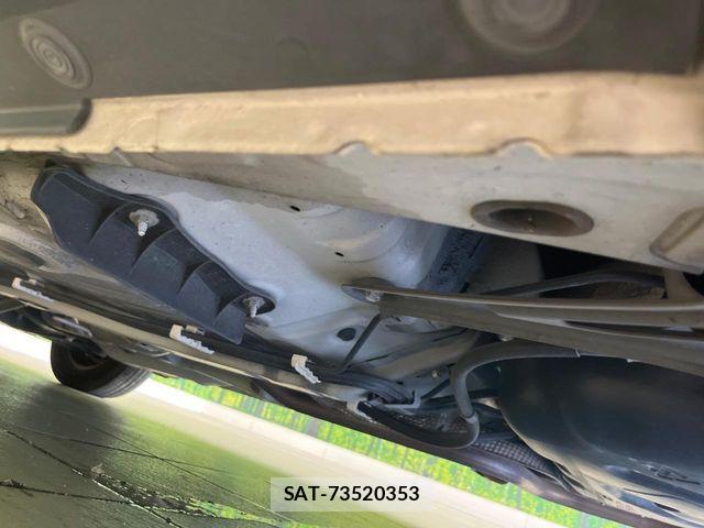 Toyota VITZ 2015-07 7330955-18