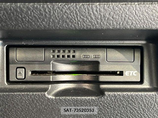 Toyota VITZ 2015-07 7330955-3
