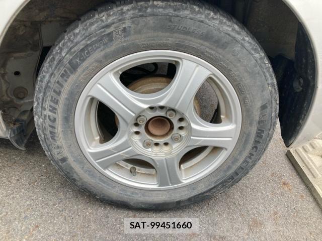 Toyota VITZ 2011-06 7360350-5