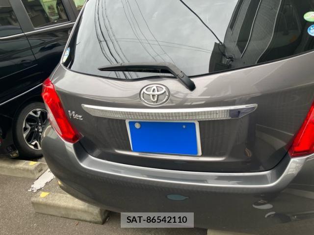 Toyota VITZ 2012-02 7360346-4
