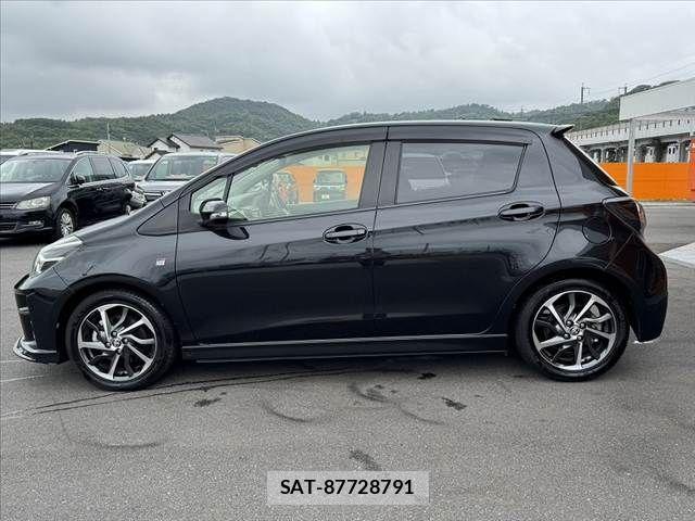 Toyota VITZ 2018-03 7360343-11