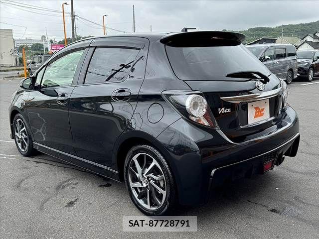 Toyota VITZ 2018-03 7360343-12
