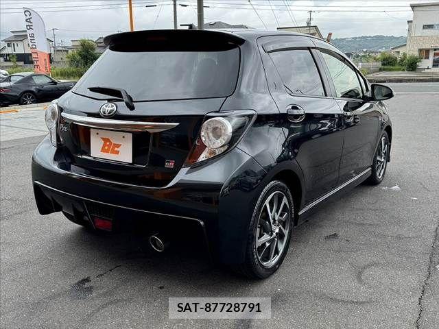 Toyota VITZ 2018-03 7360343-14