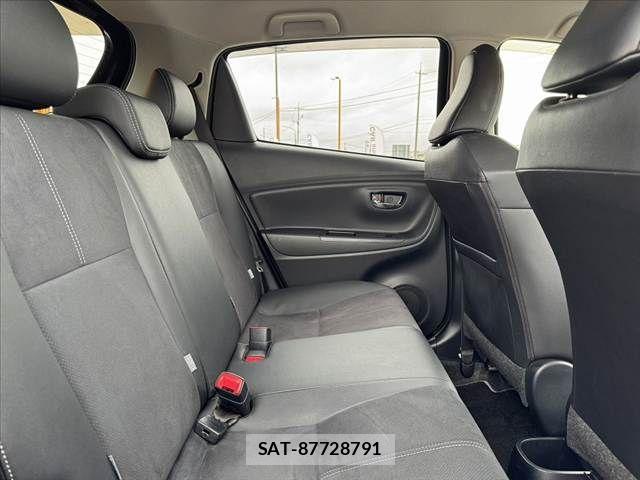 Toyota VITZ 2018-03 7360343-16