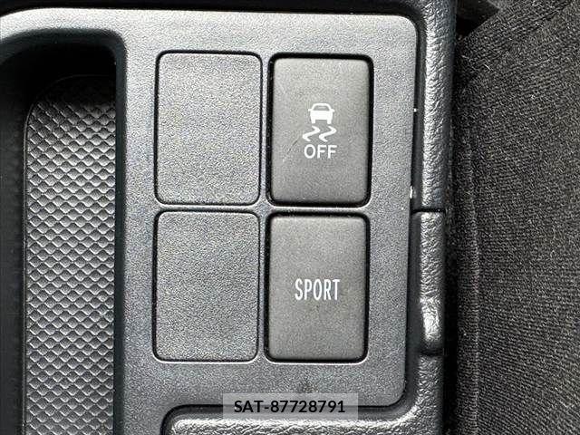 Toyota VITZ 2018-03 7360343-21