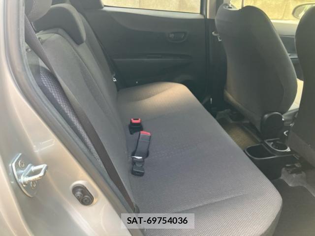 Toyota VITZ 2013-07 7360345-13