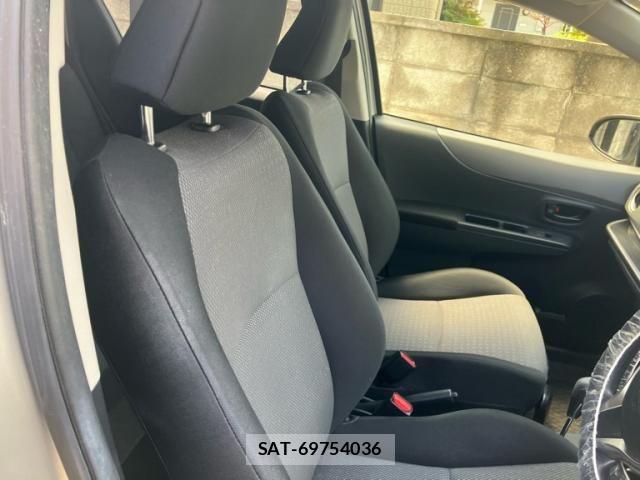 Toyota VITZ 2013-07 7360345-7