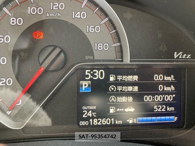 Toyota VITZ 2014-07 7360347-13