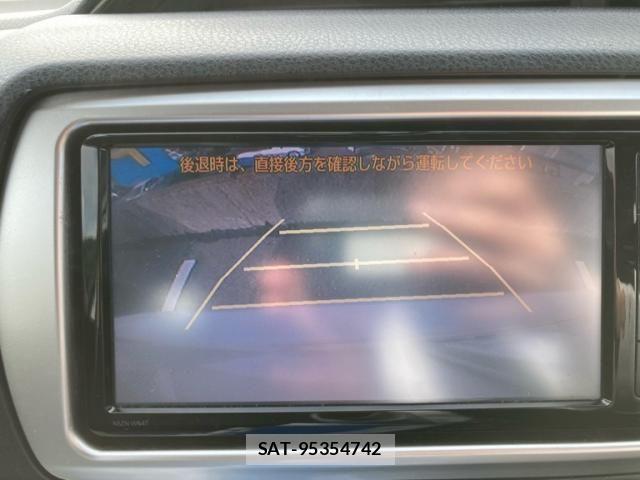 Toyota VITZ 2014-07 7360347-14