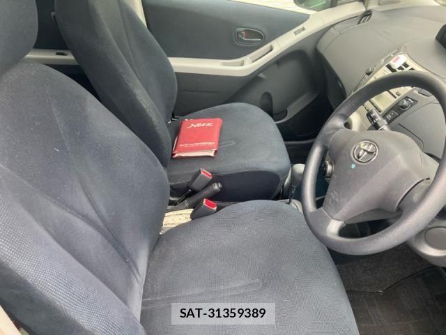 Toyota VITZ 2005-07 7360349-10