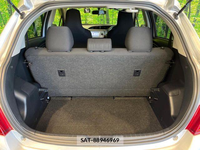 Toyota VITZ 2015-01 7360344-8