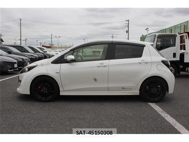 Toyota VITZ 2015-09 7394694-9