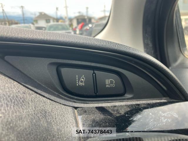 Toyota VITZ 2018-08 7394688-16