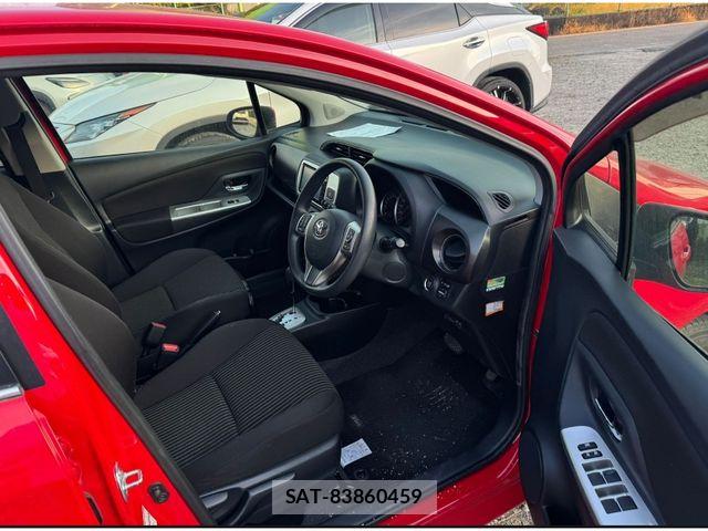 Toyota VITZ 2015-02 7394697-1
