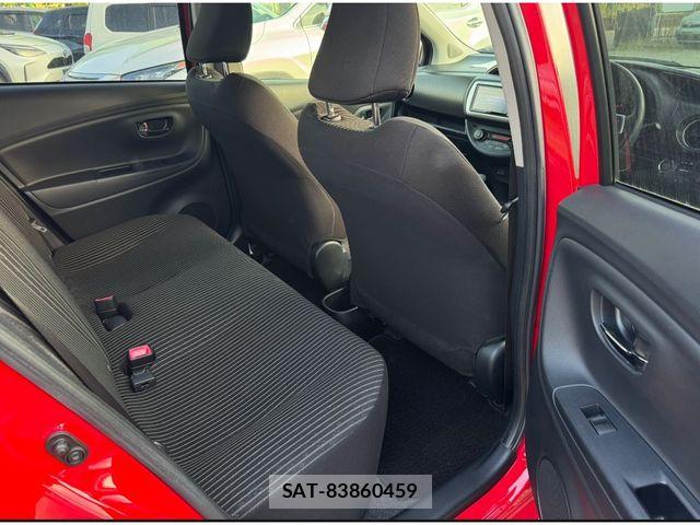 Toyota VITZ 2015-02 7394697-8