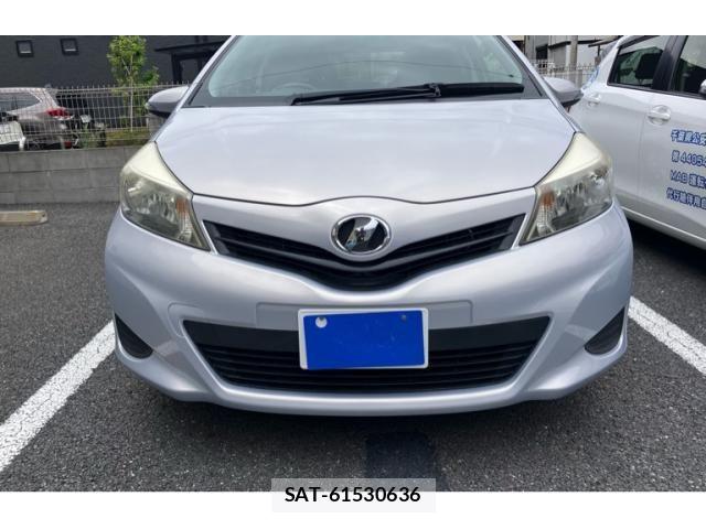Toyota VITZ 2013-02 7394703-2