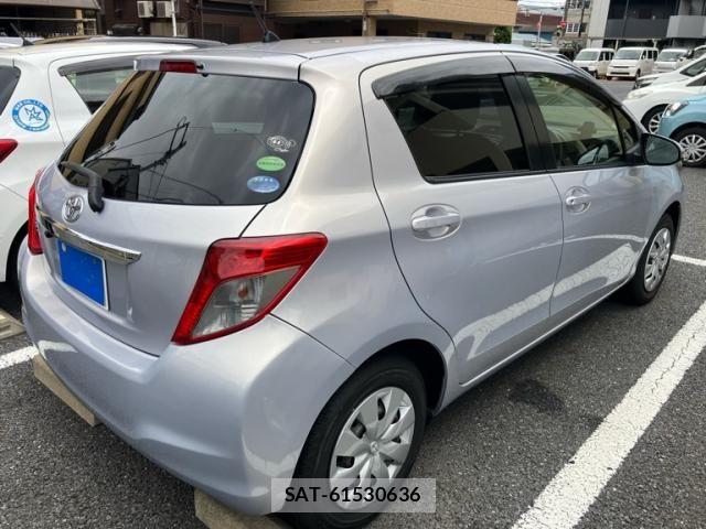 Toyota VITZ 2013-02 7394703-5