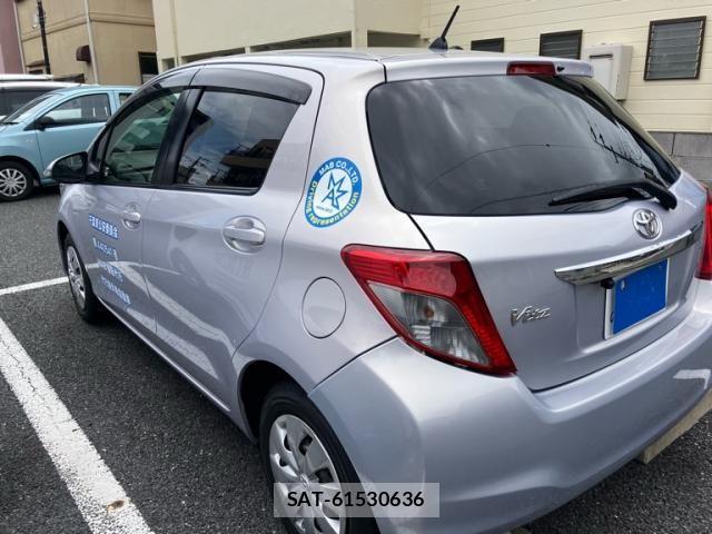 Toyota VITZ 2013-02 7394703-6