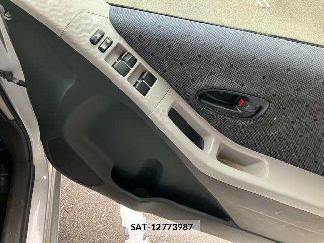 Toyota VITZ 2009-07 7458670-17