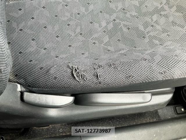 Toyota VITZ 2009-07 7458670-19