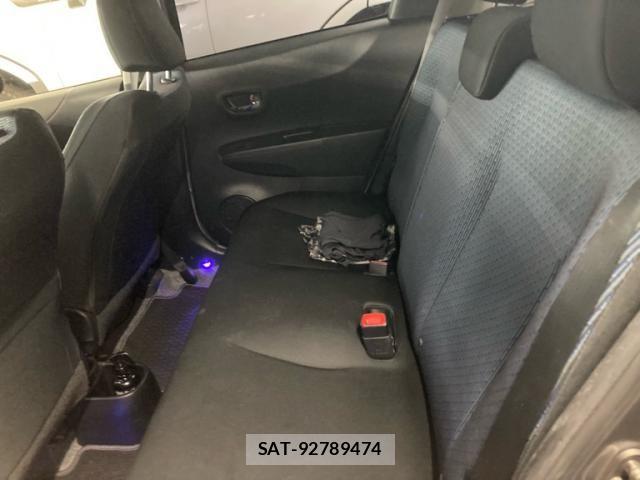 Toyota VITZ 2013-07 7458656-8