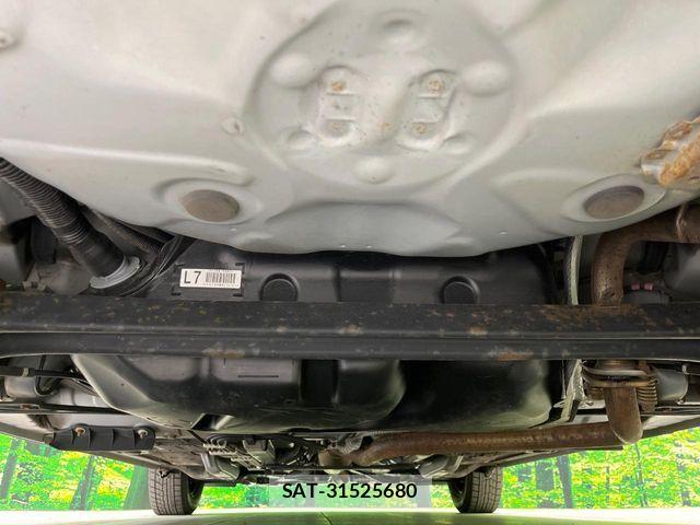 Toyota VITZ 2016-05 7458657-18