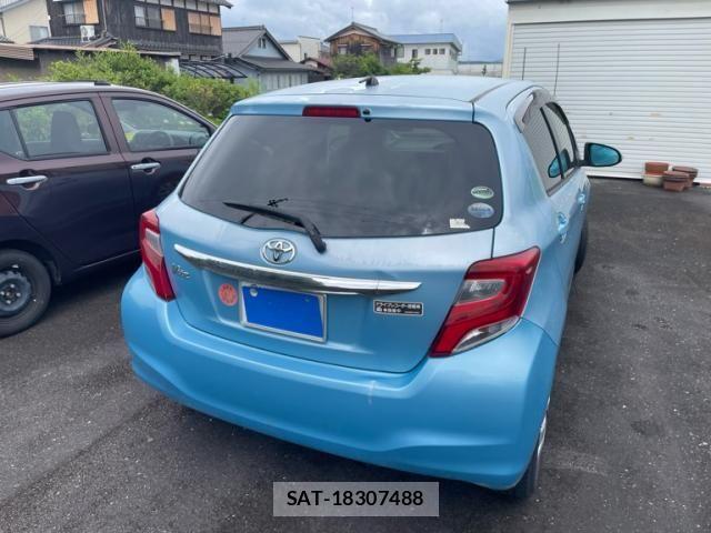 Toyota VITZ 2015-03 7458661-2