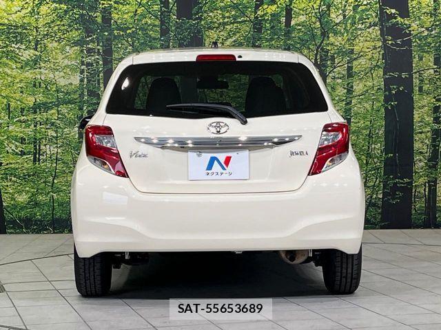 Toyota VITZ 2015-10 7458660-14