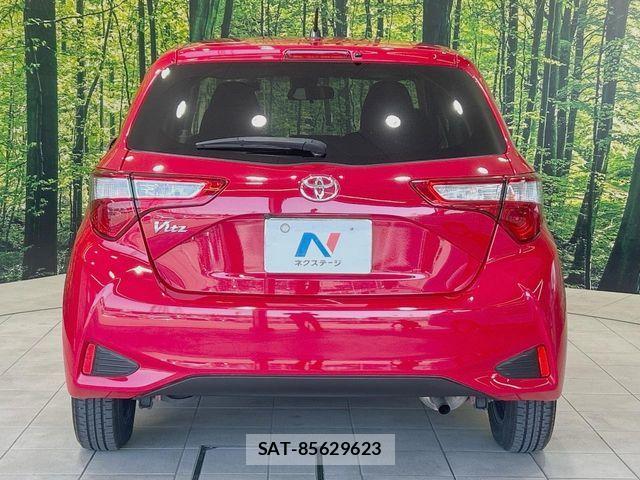 Toyota VITZ 2018-11 7458654-14