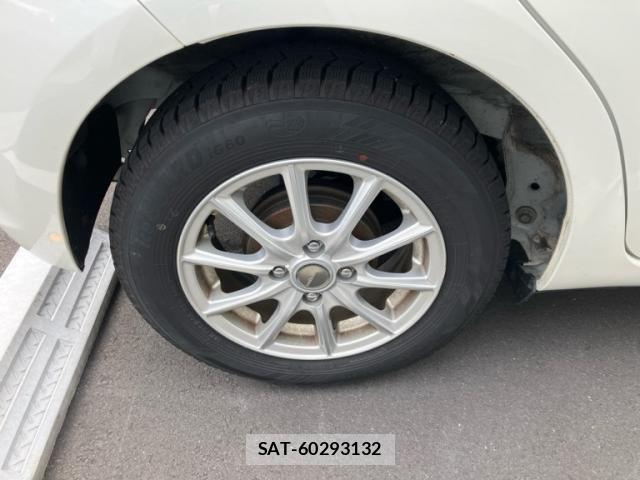 Toyota VITZ 2011-06 7458669-7