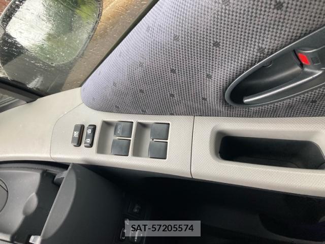 Toyota VITZ 2009-11 7458665-10