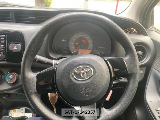 Toyota VITZ 2017-07 7458655-10