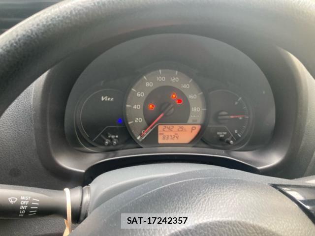Toyota VITZ 2017-07 7458655-11