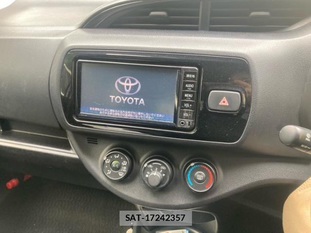 Toyota VITZ 2017-07 7458655-12
