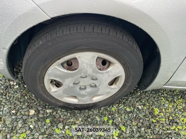 Toyota VITZ 2005-06 7458666-5
