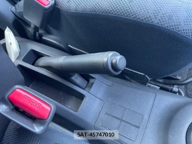 Toyota VITZ 2009-07 7458672-20