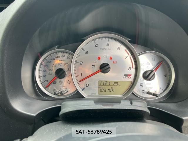 Toyota VITZ 2019-09 7458653-12