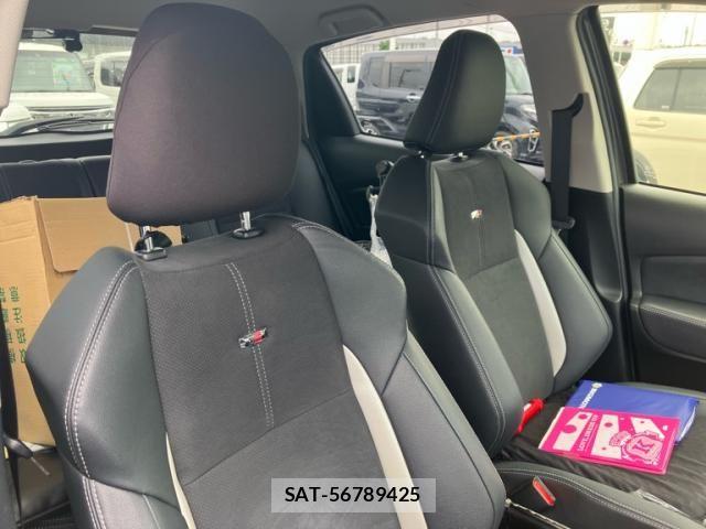 Toyota VITZ 2019-09 7458653-17