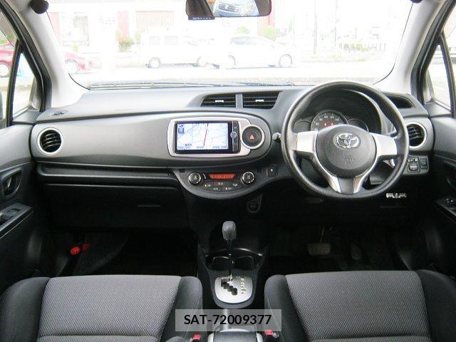 Toyota VITZ 2014-03 7458658-1