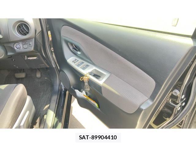 Toyota VITZ 2015-02 7503499-9