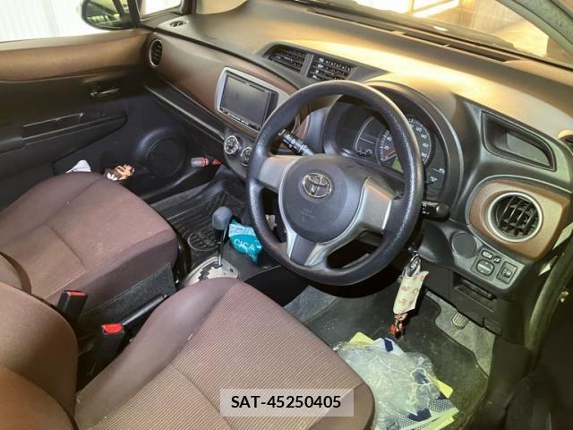 Toyota VITZ 2011-11 7510385-10
