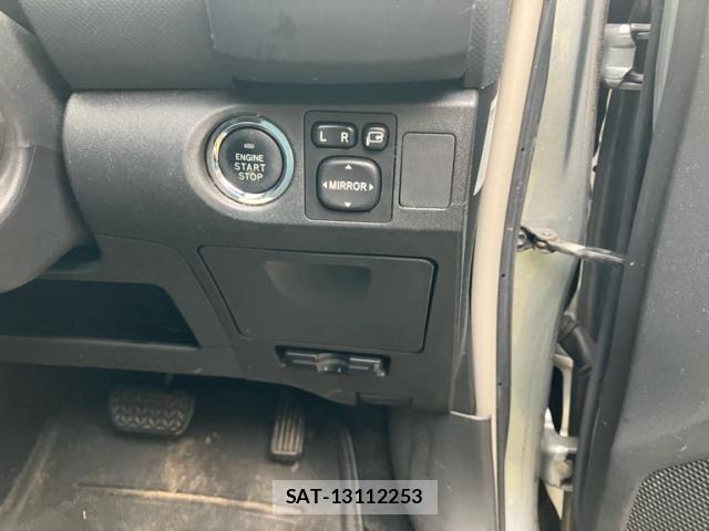 Toyota VITZ 2007-08 7503509-14