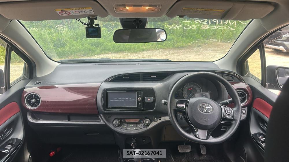 Toyota VITZ 2017 6763597-12